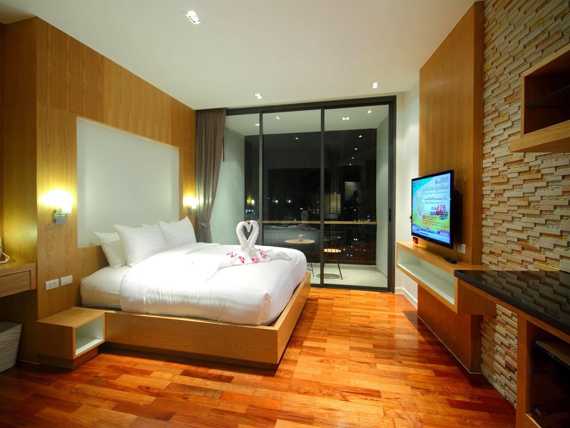 Kamala Resort By Phuket Resort Group Exteriör bild